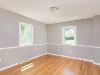 Painting Rooms with Chair Rails and for Decorating Purposes