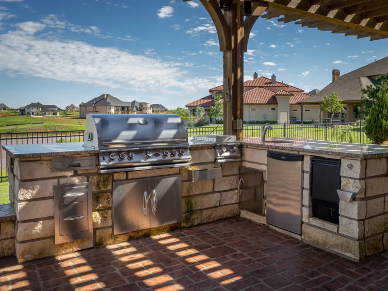 Outdoor Kitchen