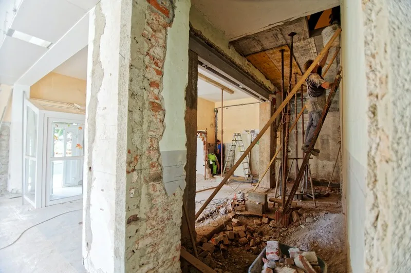 featured image - The Pros and Cons of Remodeling Your Old House