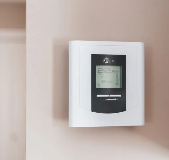 featured image - Finding the Perfect Winter Thermostat Setting: A Balancing Act