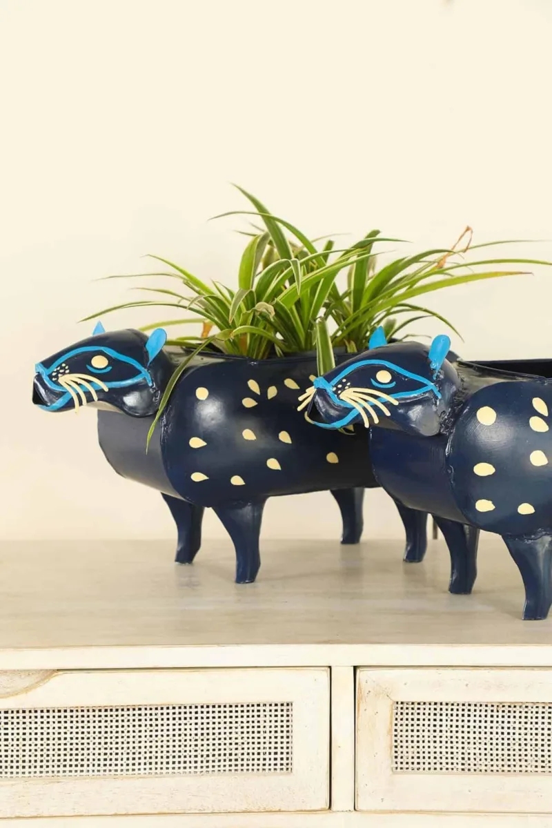 image - Vases & Greenery