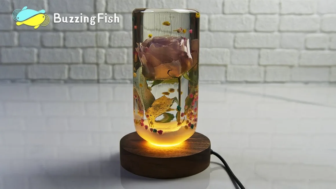 A unique night lamp made with a rose and resin.